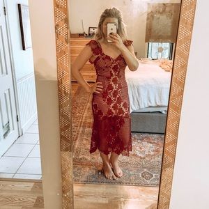 Maroon Cocktail Dress🍹